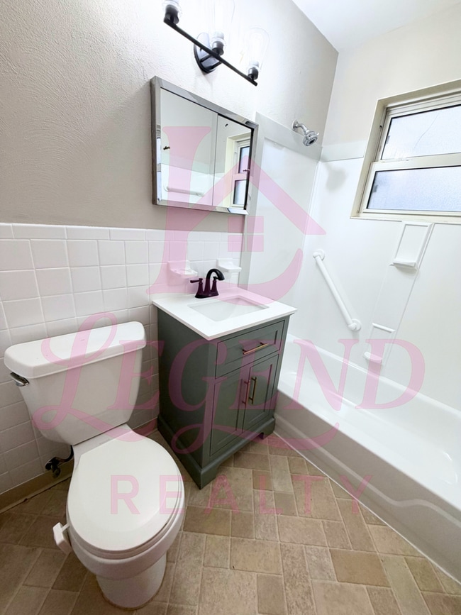 Building Photo - Charming 3-Bedroom Home with Hardwood Floors, Updates & Fenced Yard.