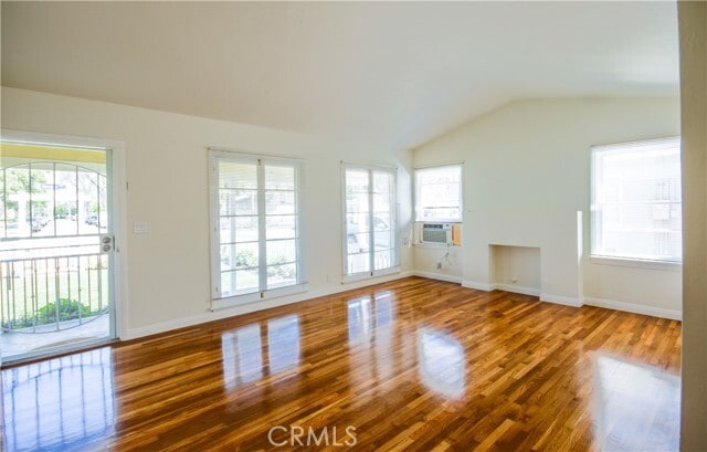 Building Photo - 1040 W Almond Ave