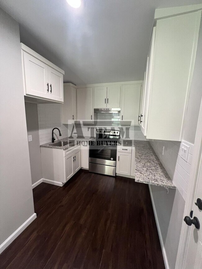 Building Photo - Remodeled 2 Bed 1 Bath in Mabank