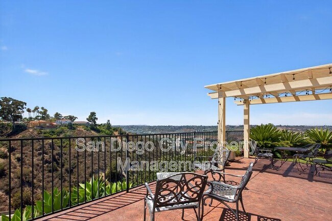 Building Photo - 4794 Arizona St