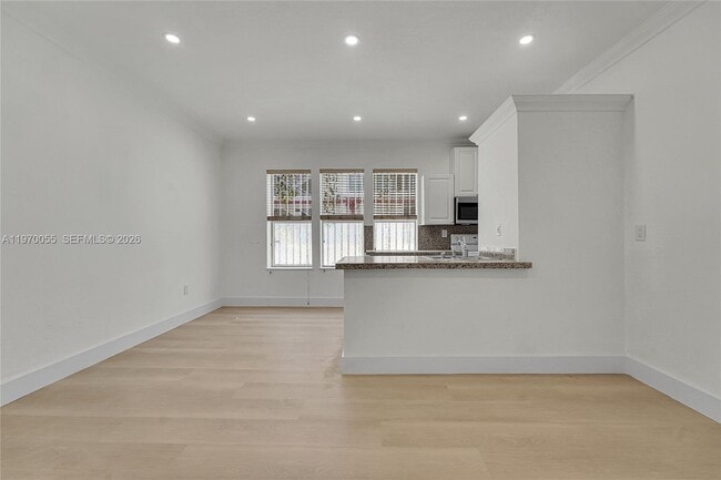 Building Photo - 1027 Pennsylvania Ave