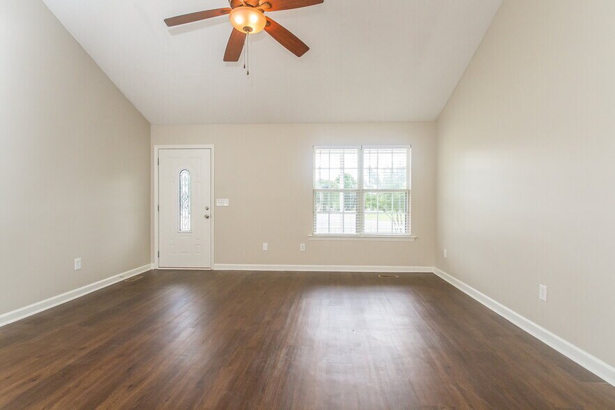 Building Photo - 1103 Jerico Rd