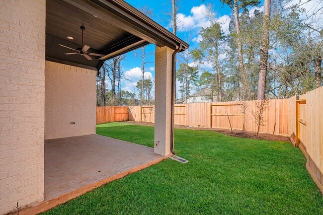 Building Photo - 564 Tawny Rim Dr