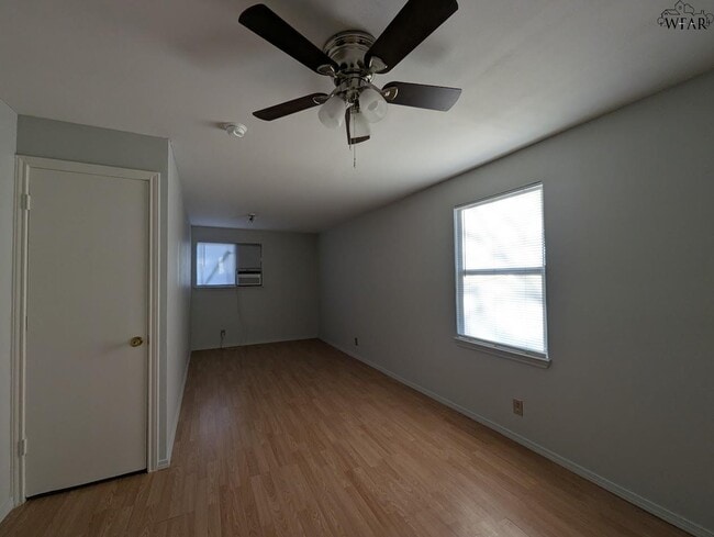 Building Photo - 2306 Garfield St