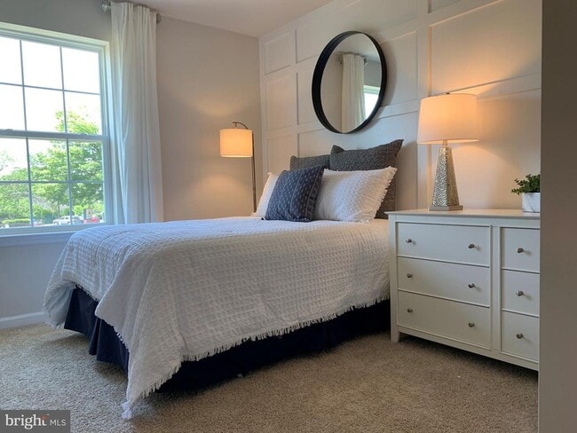 Building Photo - 30 Elliot Ln