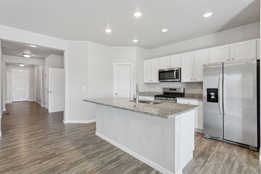Building Photo - 2346 Horse Shoe Cir