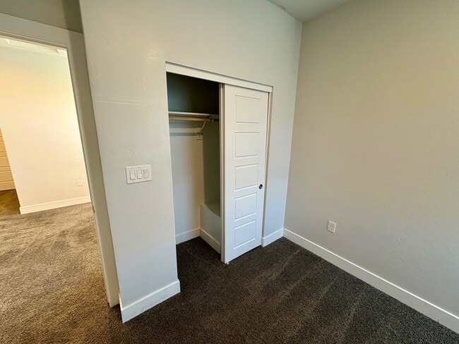 Building Photo - 7531 E Billings St