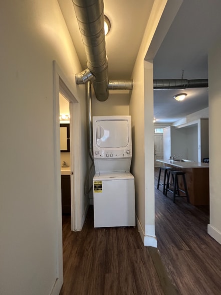 Building Photo - 1818 Logan St