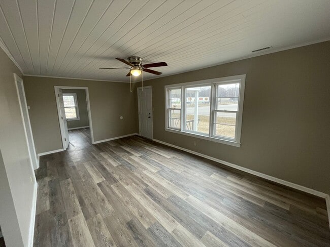 Building Photo - 1929 Black Creek Rd SE