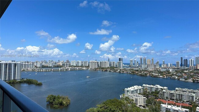 Building Photo - 16385 Biscayne Blvd