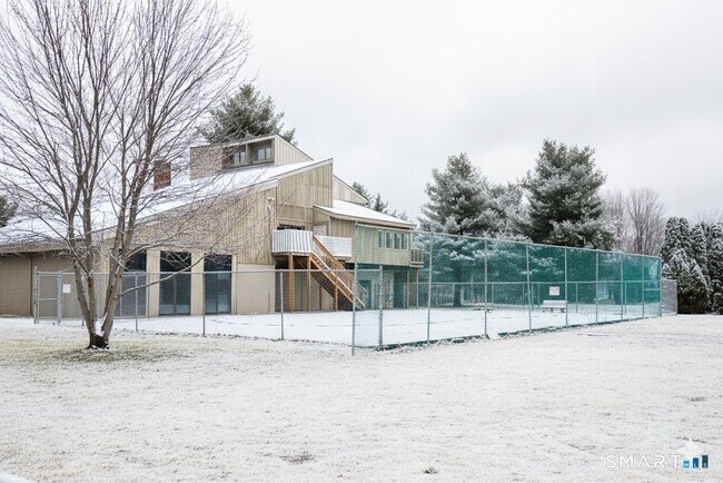 Building Photo - 23 Amato Dr