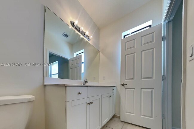 Building Photo - 10554 W 33rd Way
