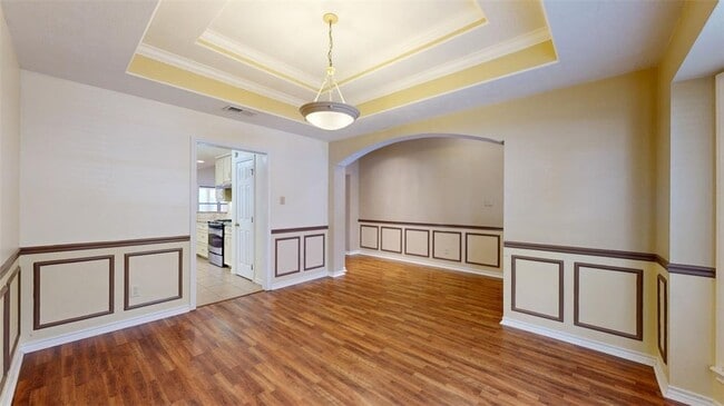 Building Photo - 327 Bernburg Ln