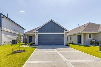 Building Photo - 13840 Green Heron Way