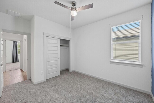 Building Photo - 141 Parryi Cove
