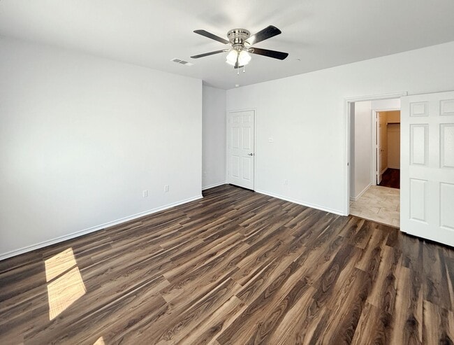 Building Photo - Stylish 3-Bedroom, No-Carpet Living with Flexible Move-In Terms in Princeton, TX