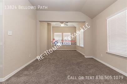 Building Photo - 13824 Bellows Path