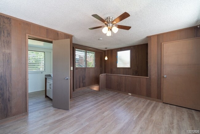 Building Photo - Fully Renovated 1BR/1BA/1PKG in Pearl City.