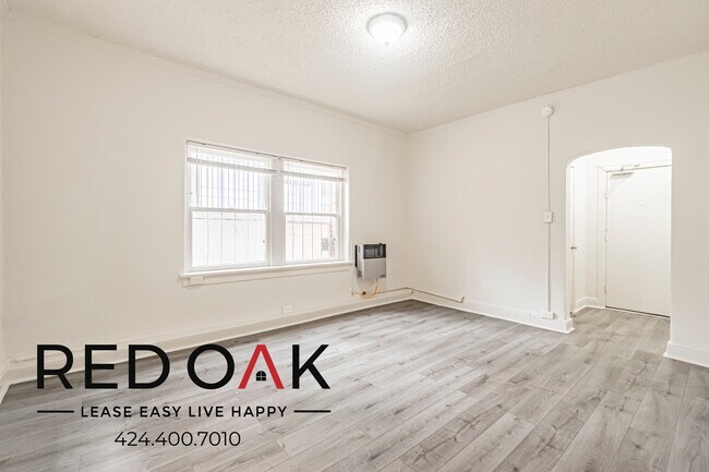 Building Photo - 153 N New Hampshire Ave