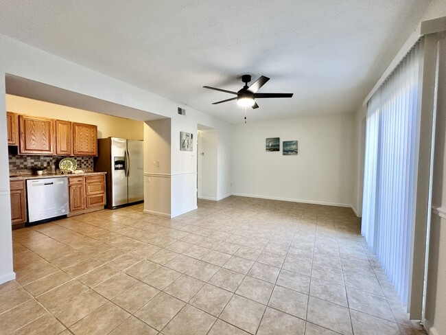 Building Photo - Updated & READY NOW!! A 3-Bedroom Great Neck Home! Excellent Schools! All Appliances Convey!