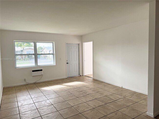 Building Photo - 5615 NW 14th St