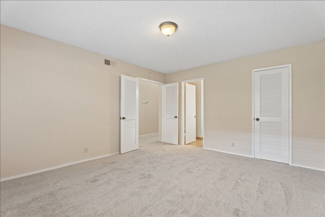 Building Photo - 2491-2491 American River Dr