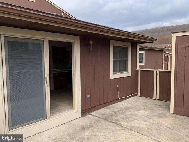 Building Photo - 2 bed 2 bath in Enola East Pennsboro Schools