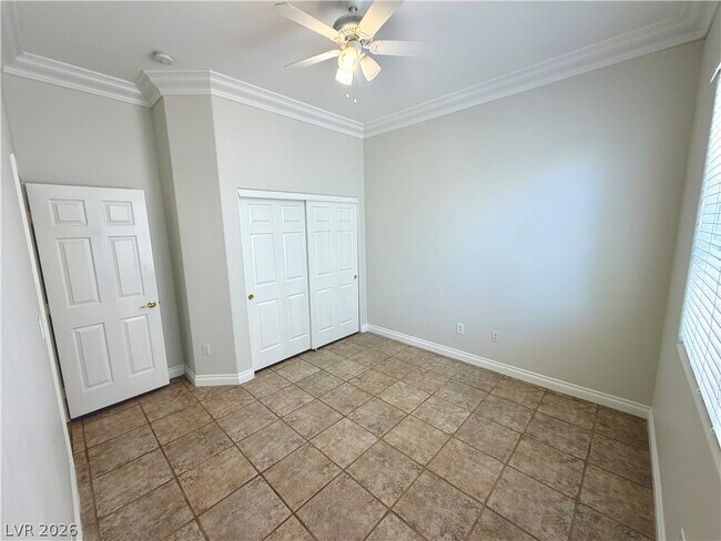 Building Photo - 322 Turtle Peak Ave
