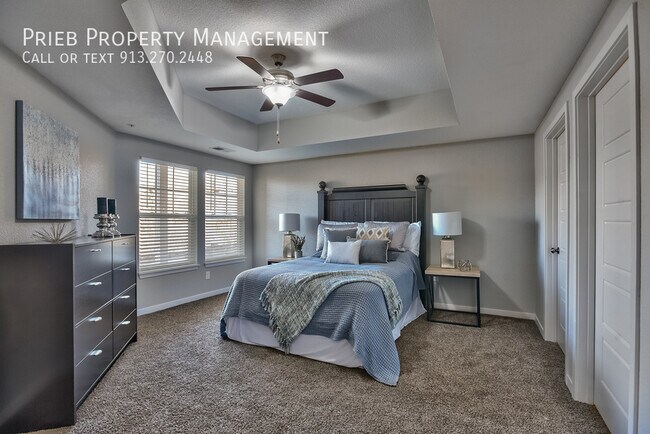 Building Photo - Parkview Apartments - Available October 10th