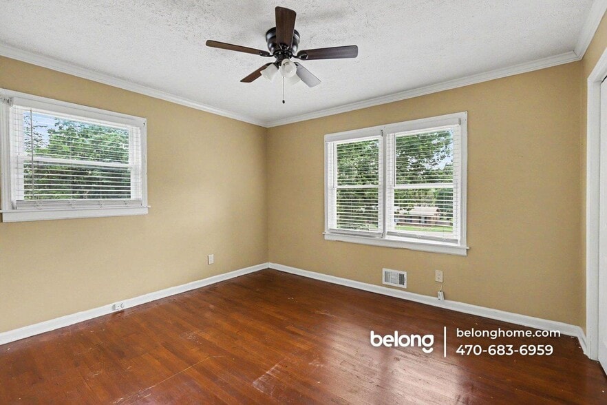 Building Photo - 3126 Wesley Chapel Rd