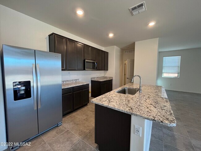 Building Photo - 7838 S New Strike Way