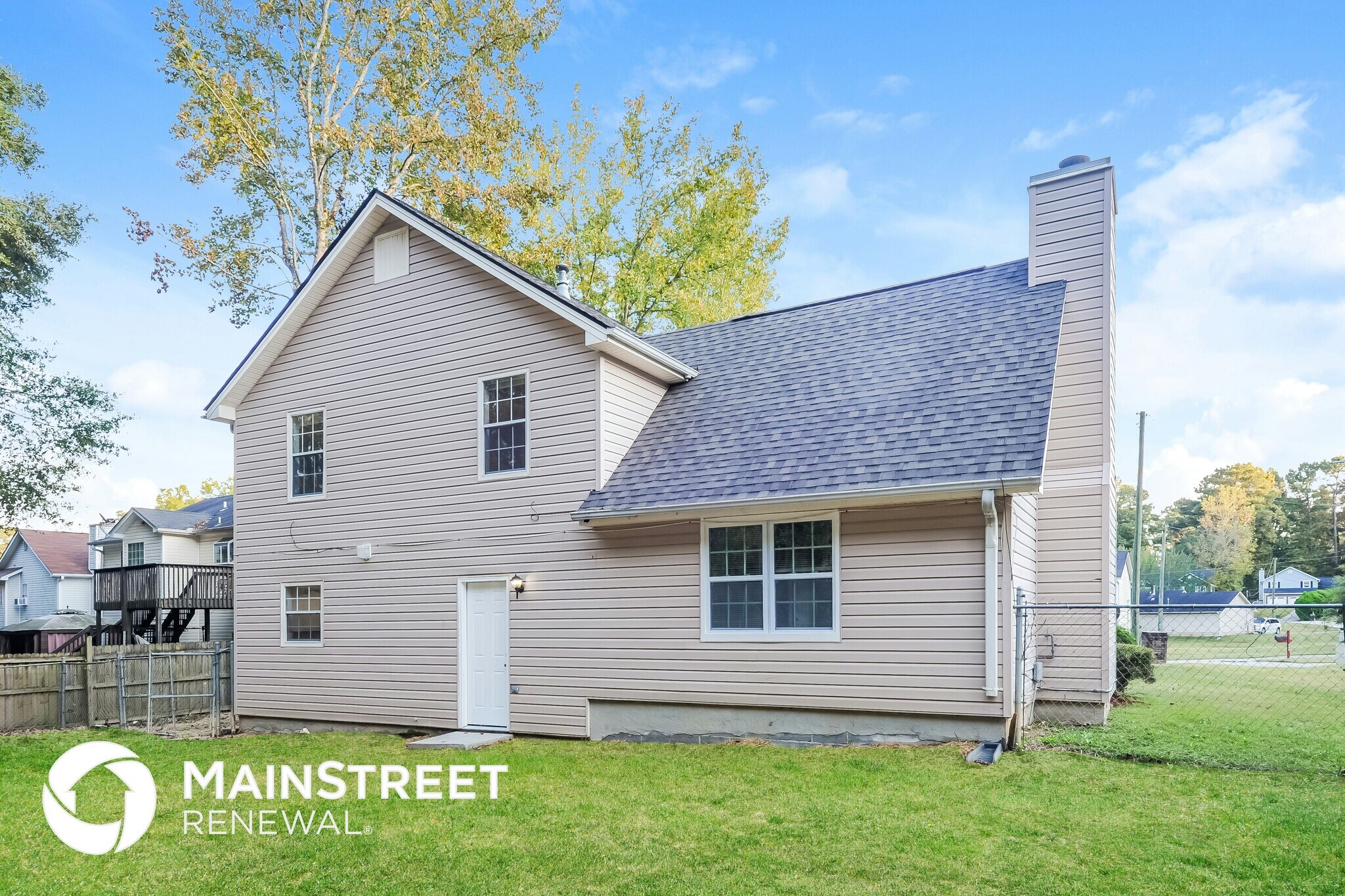 Building Photo - 417 Montgomery Pl