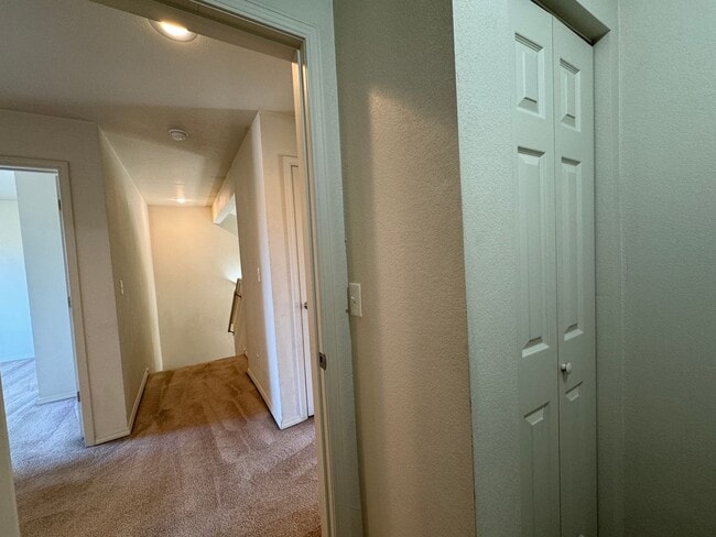 Building Photo - Spacious 3-Bedroom Duplex Located within C...