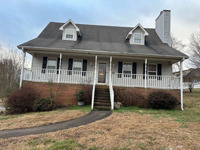 Building Photo - 5200 Shallowford Rd