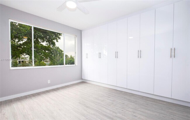 Building Photo - 16697 Hemingway Dr