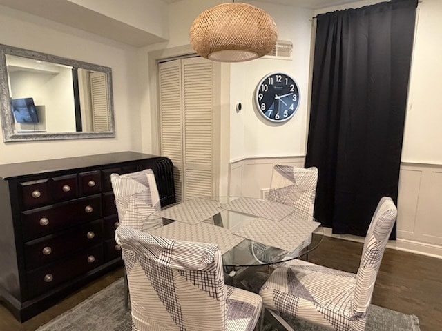 Dining Room - 3310 W Division St