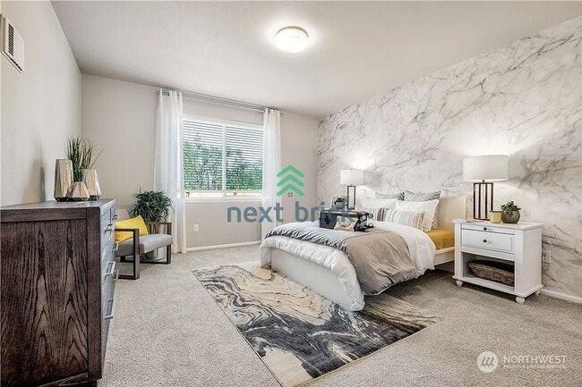 Building Photo - A fabulous 5 bedroom and 3.5 bathroom house