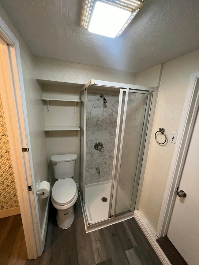 Building Photo - 885 Fourth Ave, Unit 1