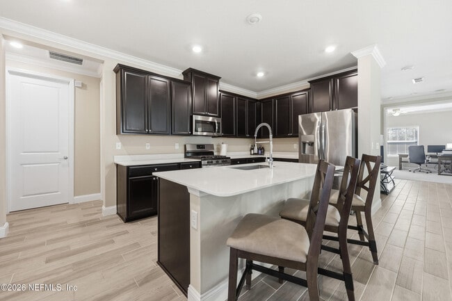 Building Photo - 3329 Montilla Dr