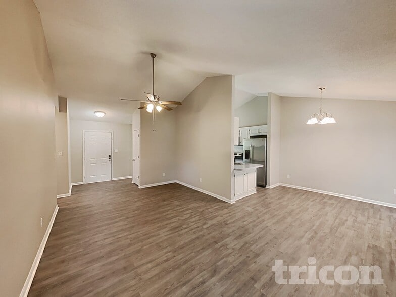 Building Photo - 3520 Lytham Pl