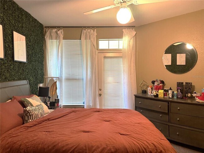 Building Photo - 1101 Vintage Village Ln