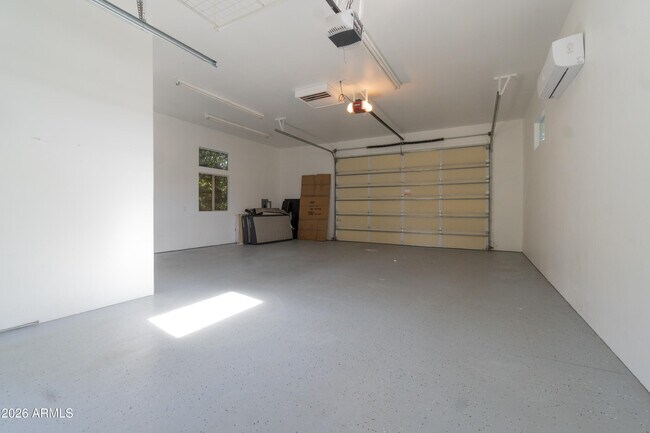 Building Photo - 4451 E Earll Dr