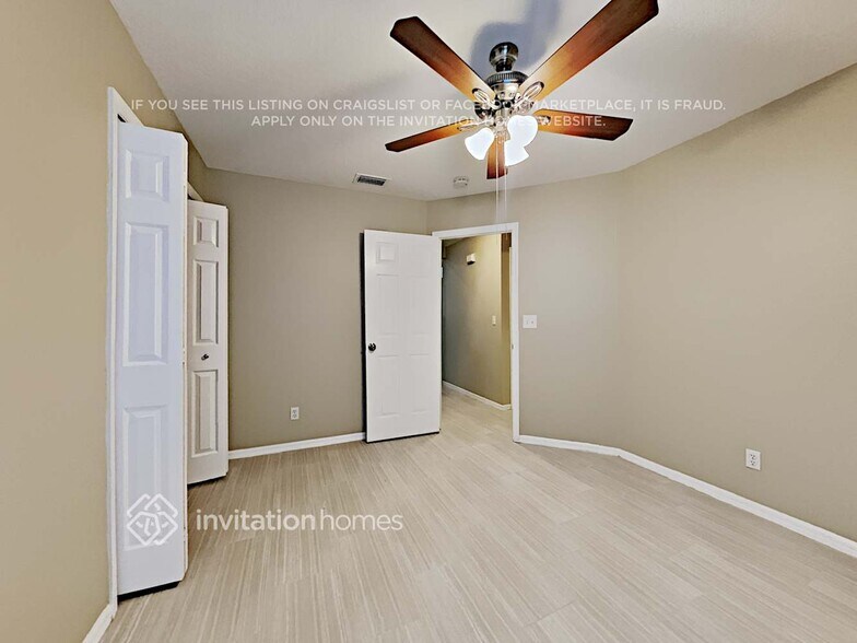 Building Photo - 2609 Brookville Dr