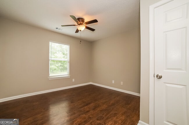 Building Photo - 515 Abercorn Ct