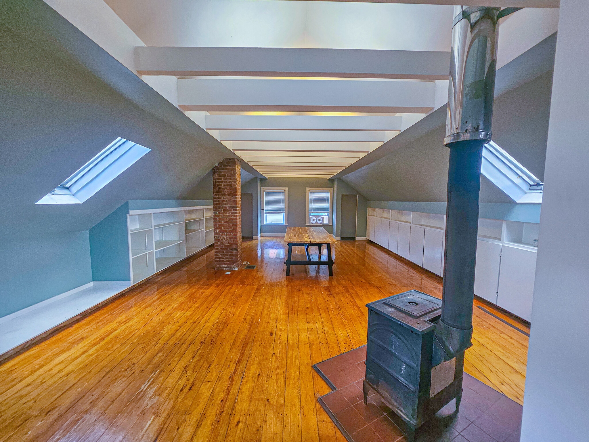 Building Photo - 8 Randall St