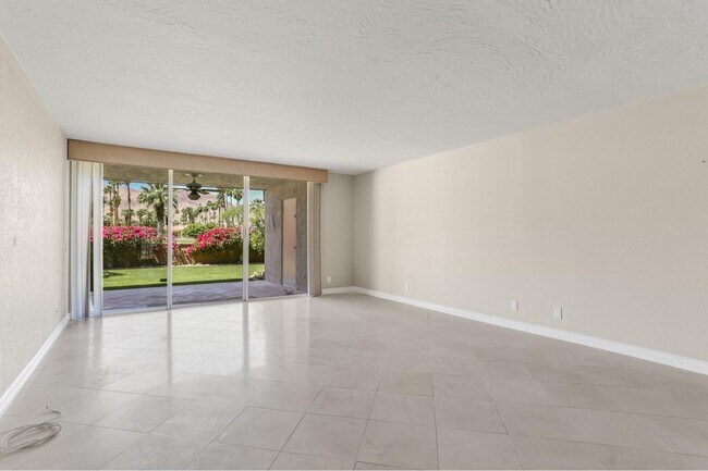 Building Photo - 46305 Portola Ave