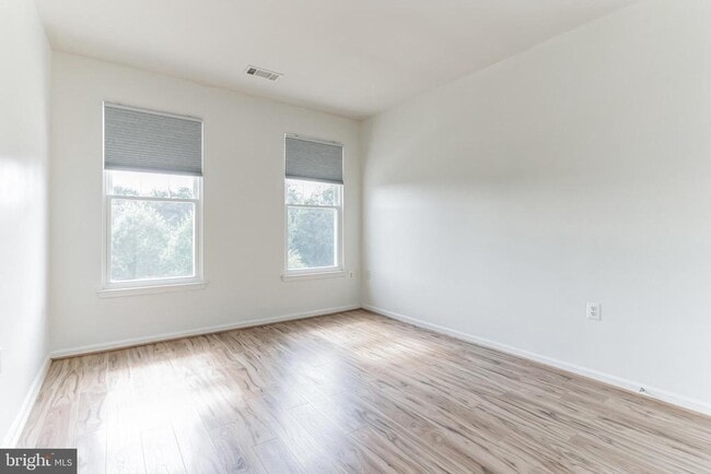 Building Photo - 11343 Aristotle Dr