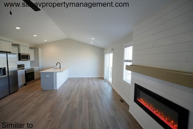 Building Photo - "Seize the Dream: Contemporary Comfort in West Des Moines including HOA "