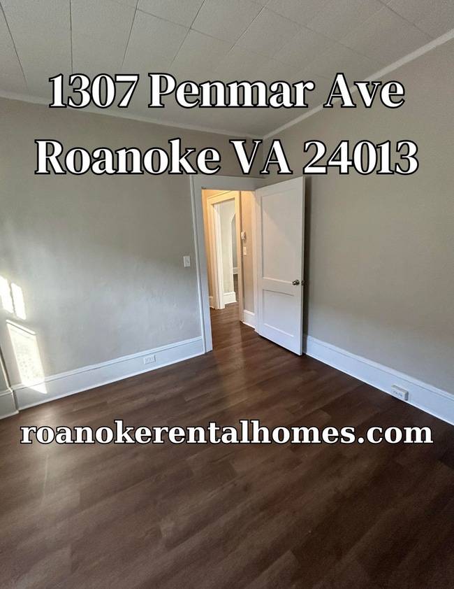 Building Photo - 1307 Penmar Ave SE