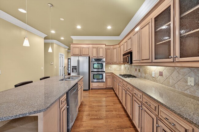 Building Photo - 2917 Wellesley Trace